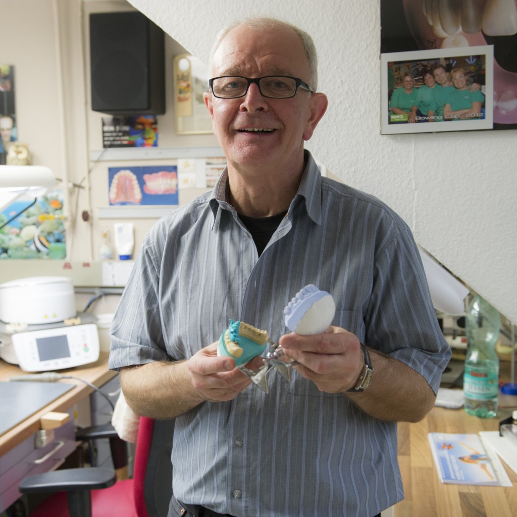 Bernhard Schmidt, Zahntechniker